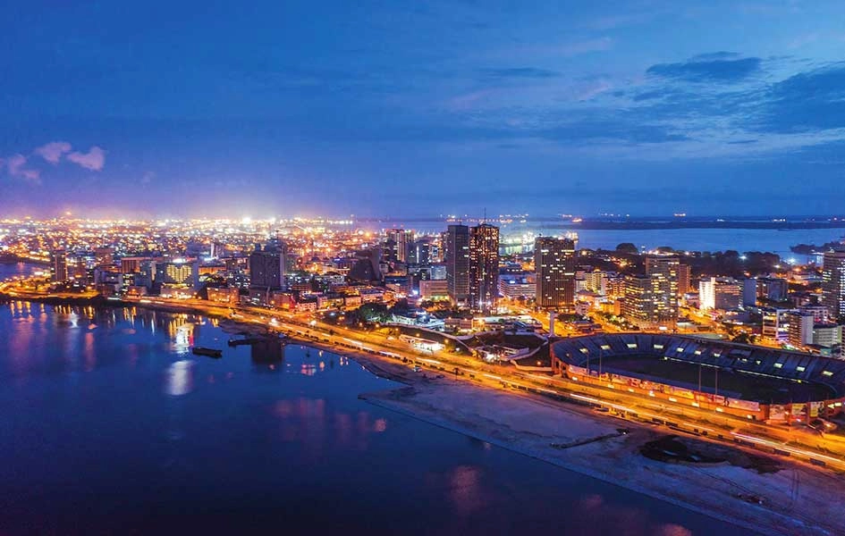 Où trouver une maison 2 pièces à louer à Abidjan sans caution trop élevée ?