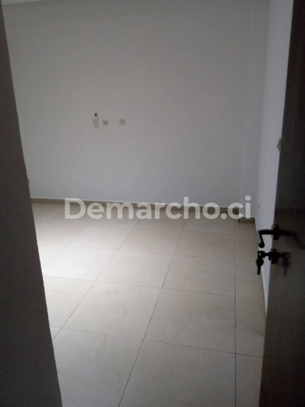 APPARTEMENT 2 PIÈCES