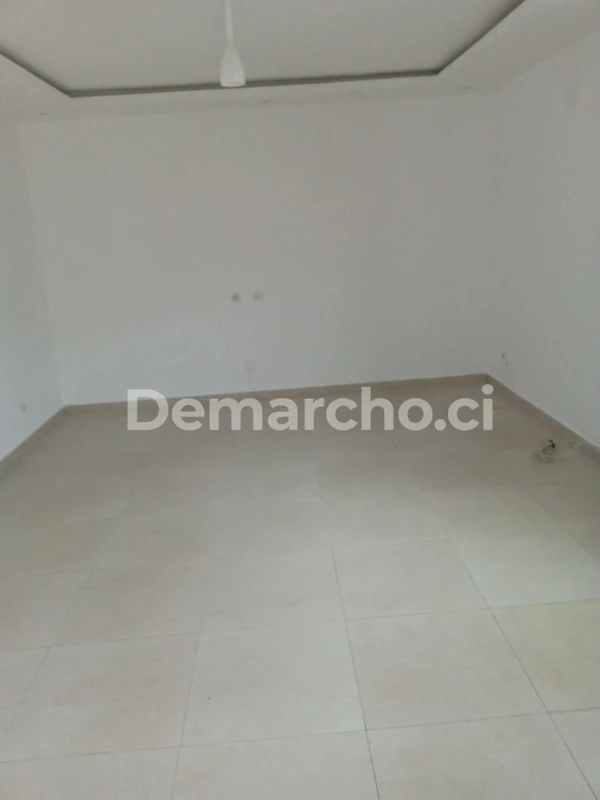 APPARTEMENT 2 PIÈCES