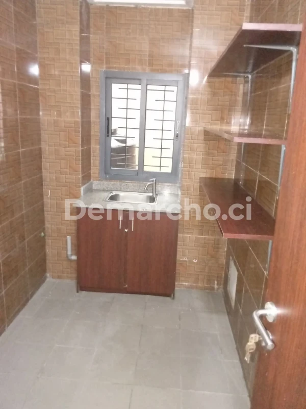 APPARTEMENT 2 PIÈCES