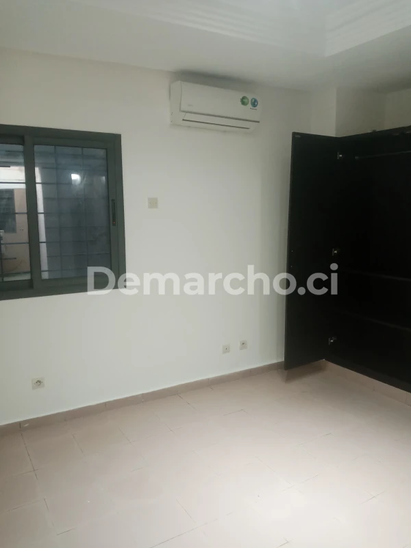 APPARTEMENT 3 PIÈCES DE HAUT STANDING