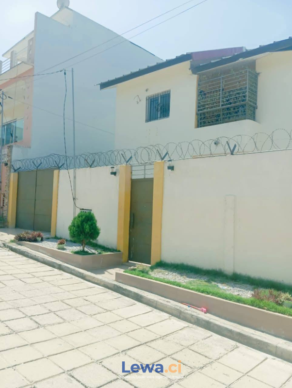 Image principale du bien : DUPLEX EN VENTE