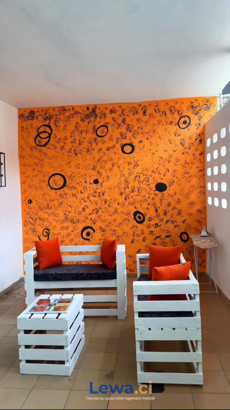Appartement 1 pièces à louer à Cocody : 250,000 FCFA par mois - Demarcho.ci : Appartement à louer à Cocody. Prix : 250 000 FCFA prix de vente. 1 Chambre; 1 Salle de bain; 200 m².