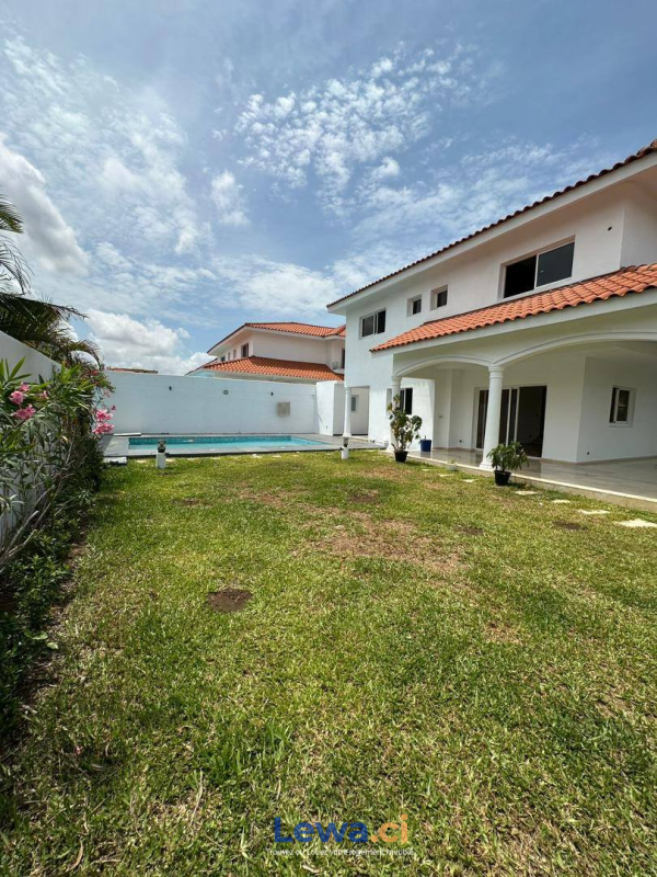 Image principale du bien : VILLA DUPLEX HAUT STANDING EN LOCATION