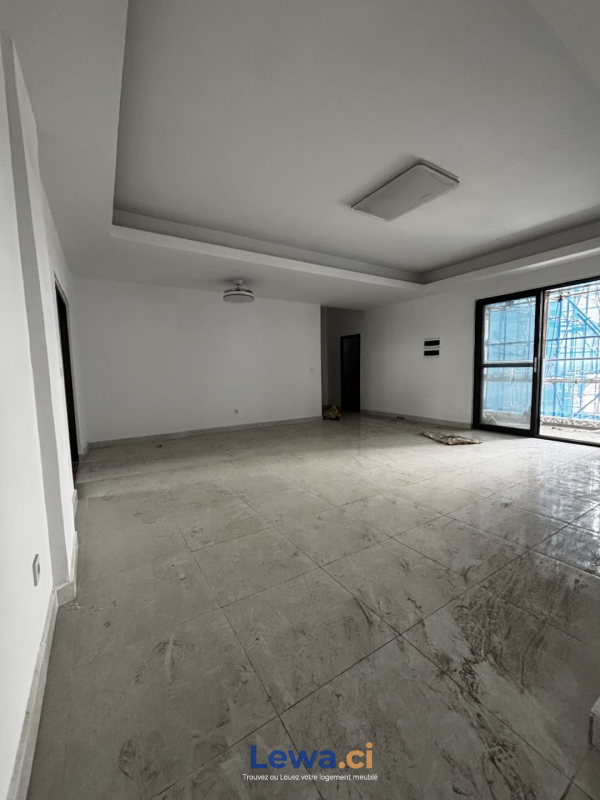 Appartement 2 pièces à louer à Marcory : 1,5 millions FCFA par mois - Demarcho.ci : Appartement à louer à Marcory. Prix : 1 500 000 FCFA par mois.