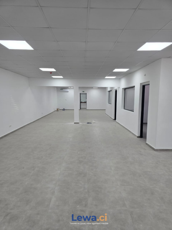 Image principale du bien : Bureaux à louer