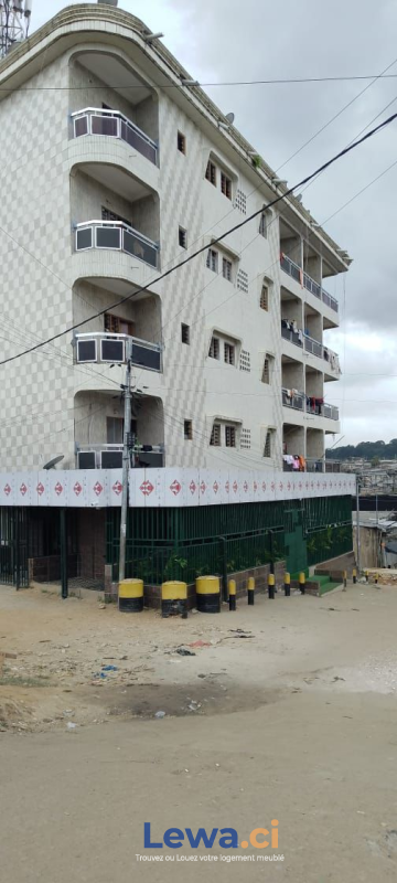 Image principale du bien : IMMEUBLE EN VENTE