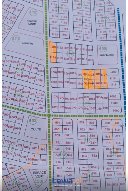 Image principale du bien : Terrain en vente à Attiekoi village situé à 15km d’Abidjan.