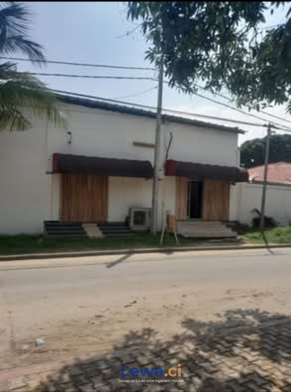 Local commercial à louer