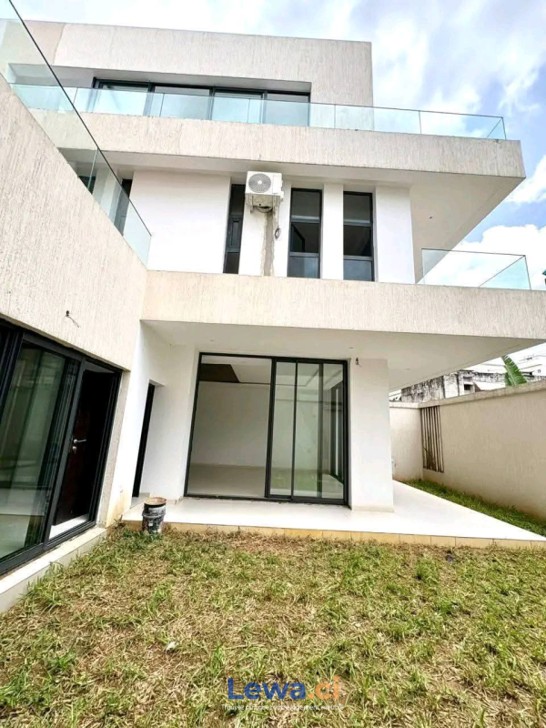 Image principale du bien : DUPLEX EN VENTE